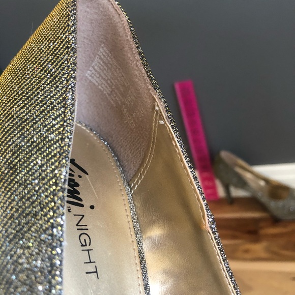 Metallic Pumps - Picture 4 of 6